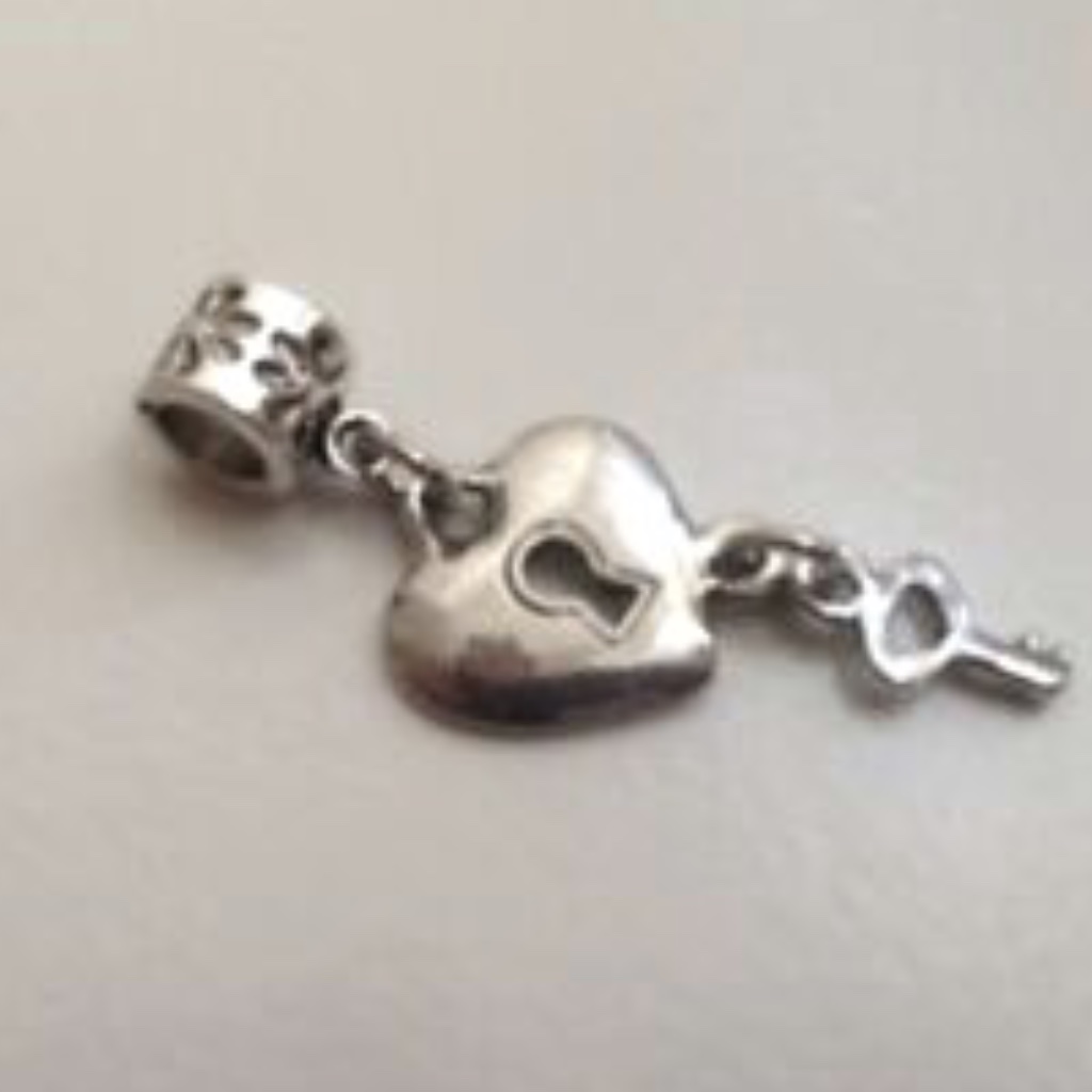 “Heart” Silver Plated Dangling Charm Bead For European Style Charm Bracelets